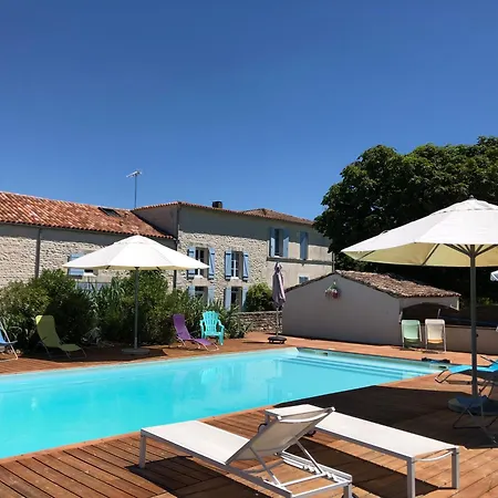 Летний дом Le Domaine Des Aguins Сожон