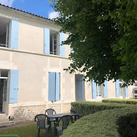 Le Domaine Des Aguins Casa rural