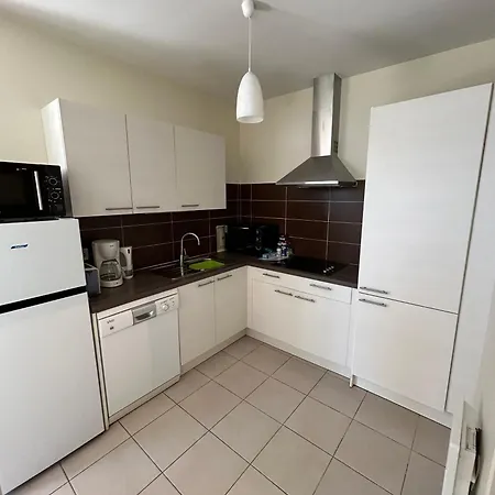 Летний дом Le Domaine Des Aguins *