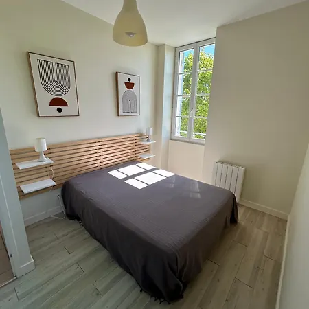 Летний дом Le Domaine Des Aguins *