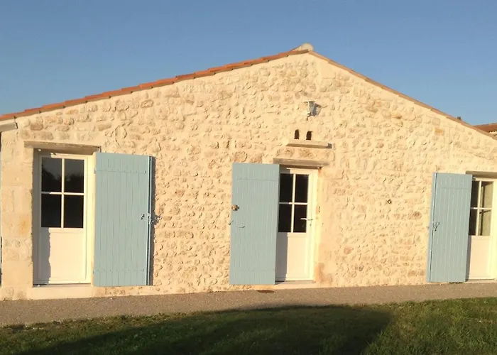 Le Domaine Des Aguins