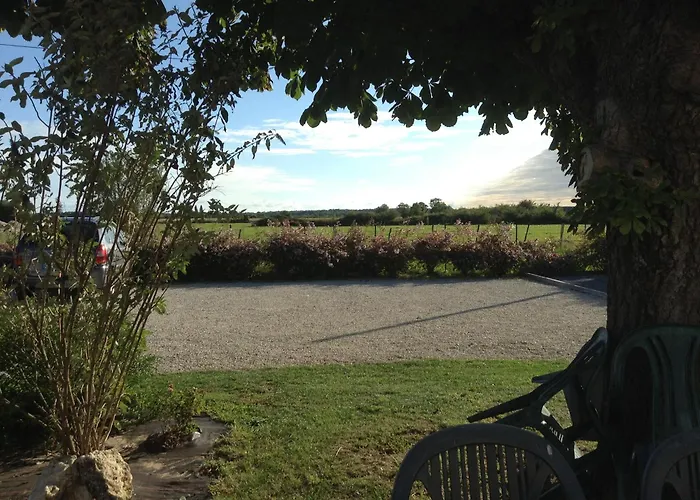 Le Domaine Des Aguins