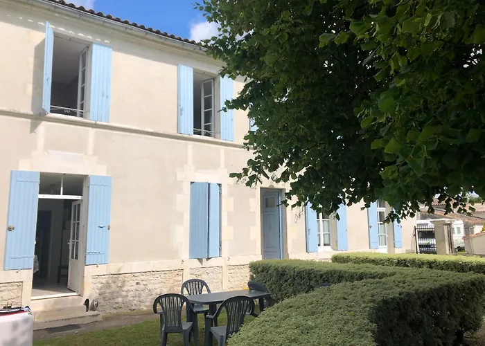 Le Domaine Des Aguins Casa rural