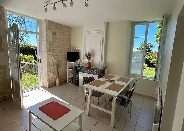 Casa rural Le Domaine Des Aguins Saujon