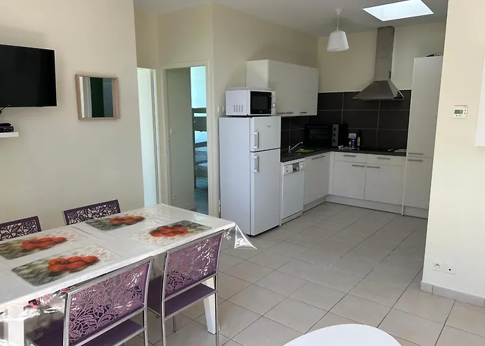 Le Domaine Des Aguins Saujon