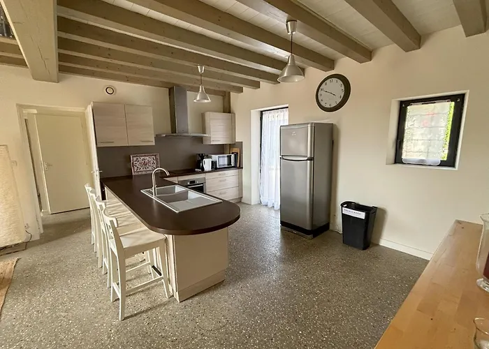 Le Domaine Des Aguins Casa rural