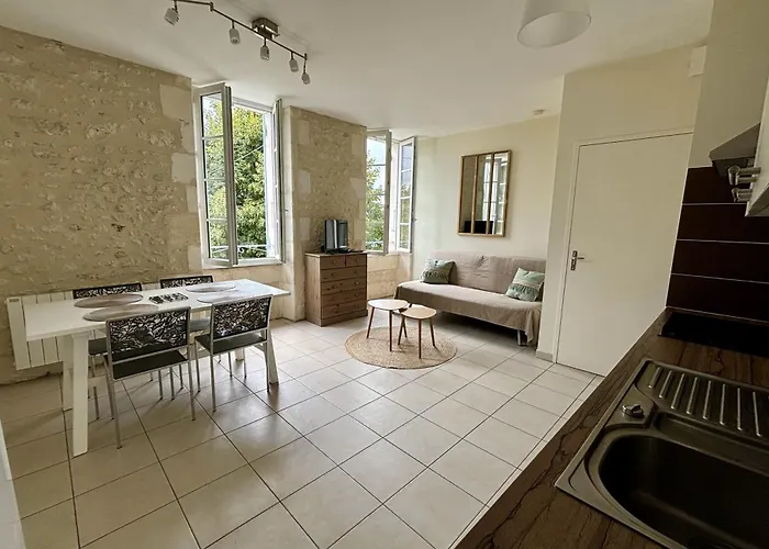 Le Domaine Des Aguins Casa rural Saujon