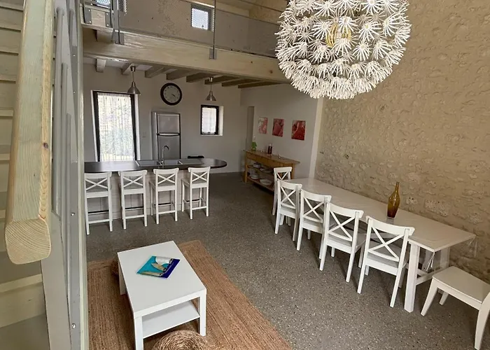 Le Domaine Des Aguins Saujon